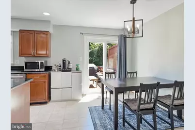 8892 Eagle Rock Lane, Springfield, VA 22153 - Photo 12