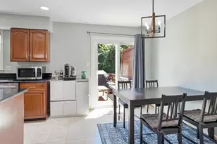 8892 Eagle Rock Ln, Springfield, VA 22153 - Photo 12