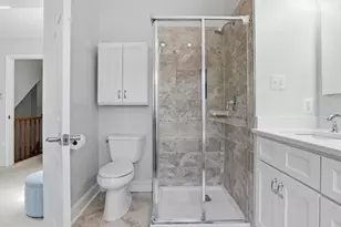 8892 Eagle Rock Ln, Springfield, VA 22153 - Photo 26