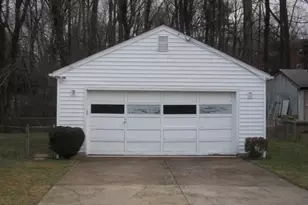 2131 Pimmit Dr, Falls Church, VA 22043 - Photo 18