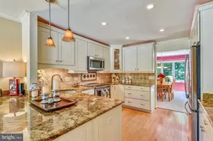 11627 Chapel Cross Way, Reston, VA 20194 - Photo 8