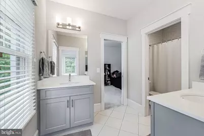 916 Desale Street SW, Vienna, VA 22180 - Photo 34