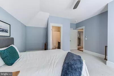 916 Desale Street SW, Vienna, VA 22180 - Photo 40