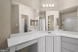 12151 Penderview Ln, Fairfax, VA 22033 - Photo 18
