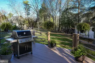 1661 Cedar Hollow Way, Reston, VA 20194 - Photo 4