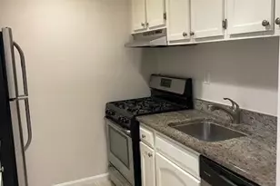 5900 Cove Landing Rd, Burke, VA 22015 - Photo 12