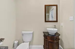 615 Nalls Farm Way, Great Falls, VA 22066 - Photo 92