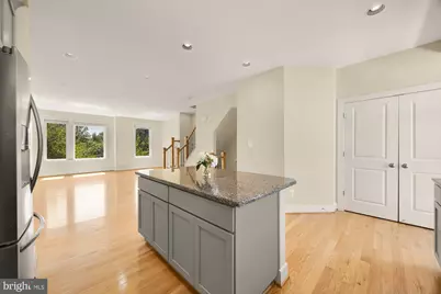 8331 Looking Glass Way, Fairfax, VA 22031 - Photo 16