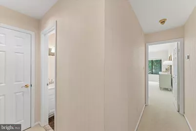 8000 Seven Hills Court, Clifton, VA 20124 - Photo 24