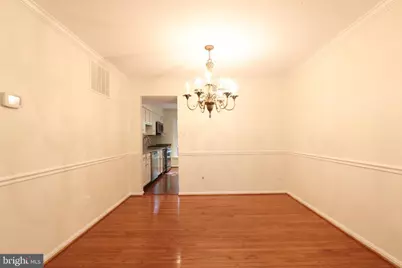 2184 Pond View Court, Reston, VA 20191 - Photo 8