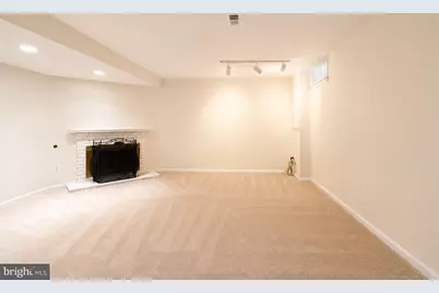 2184 Pond View Court, Reston, VA 20191 - Photo 28