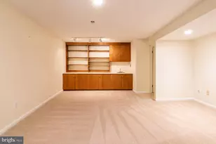 2184 Pond View Ct, Reston, VA 20191 - Photo 30