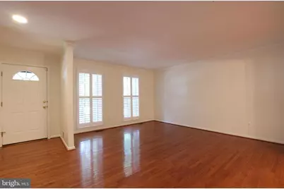 2184 Pond View Court, Reston, VA 20191 - Photo 6