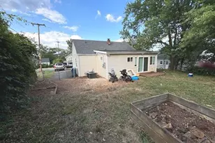 7445 Patterson Rd, Falls Church, VA 22043 - Photo 24