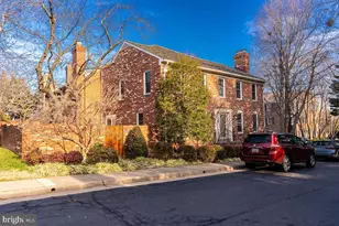 7348 Lewinsville Square Pl, McLean, VA 22101 - Photo 28