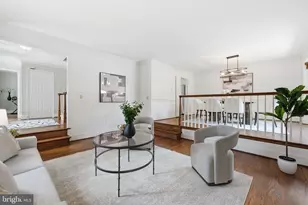 7348 Lewinsville Square Pl, McLean, VA 22101 - Photo 4