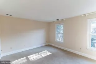 7348 Lewinsville Square Pl, McLean, VA 22101 - Photo 20