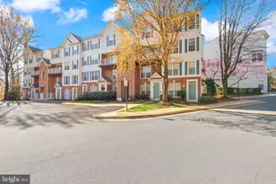 12739 Fair Crest Ct, Fairfax, VA 22033 - Photo 2