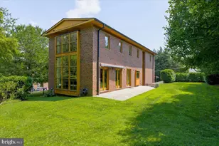 2500 Buckelew Dr, Falls Church, VA 22046 - Photo 34