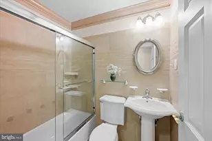 816 Constellation Dr, Great Falls, VA 22066 - Photo 24