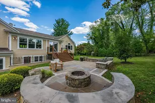 816 Constellation Dr, Great Falls, VA 22066 - Photo 38