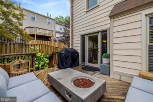 5720 Crownleigh Ct, Burke, VA 22015 - Photo 64