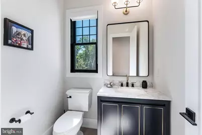 952 Walker Road, Great Falls, VA 22066 - Photo 24