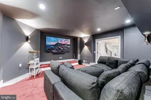 952 Walker Rd, Great Falls, VA 22066 - Photo 60