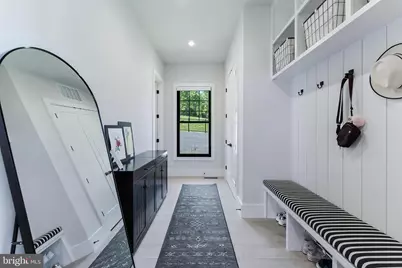 952 Walker Road, Great Falls, VA 22066 - Photo 28