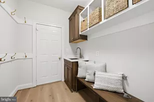 2608 Hunter Mill Rd, Oakton, VA 22124 - Photo 18