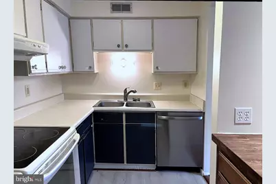 8382 Brockham Drive #F, Alexandria, VA 22309 - Photo 8