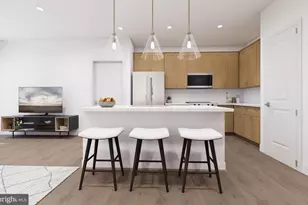 9465 Sprague Ave, Fairfax, VA 22031 - Photo 2