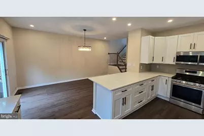 2919 Mainstone Drive, Fairfax, VA 22031 - Photo 8