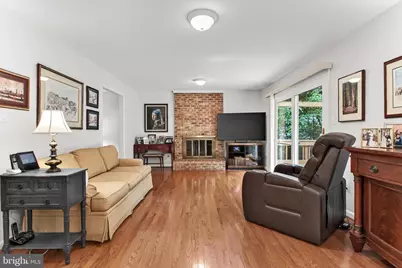 6042 Makely Drive, Fairfax Station, VA 22039 - Photo 10
