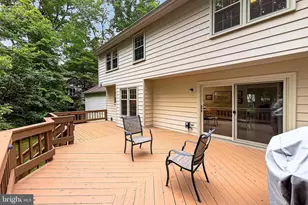 6042 Makely Dr, Fairfax Station, VA 22039 - Photo 12