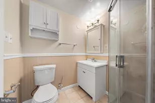 222 Apple Blossom Ct, Vienna, VA 22181 - Photo 38