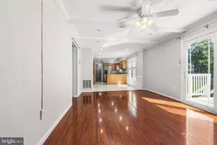 222 Apple Blossom Ct, Vienna, VA 22181 - Photo 12