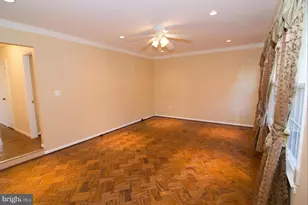 222 Apple Blossom Ct, Vienna, VA 22181 - Photo 8