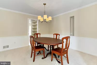 2804 Oakton Manor Court, Oakton, VA 22124 - Photo 10