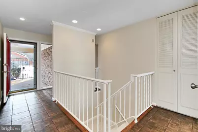 2804 Oakton Manor Court, Oakton, VA 22124 - Photo 6