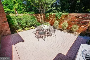7337 Lewinsville Park Ct, McLean, VA 22101 - Photo 4