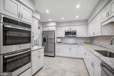 7337 Lewinsville Park Court, McLean, VA 22101 - Photo 10