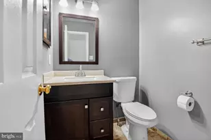 5724 Flagler Dr, Centreville, VA 20120 - Photo 12