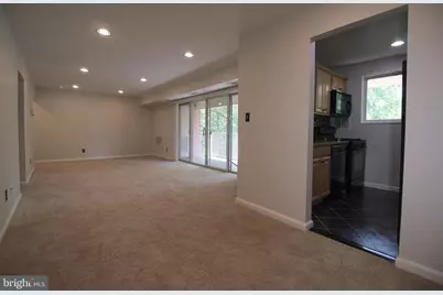 2833 Kalmia Lee Court #302, Falls Church, VA 22042 - Photo 4