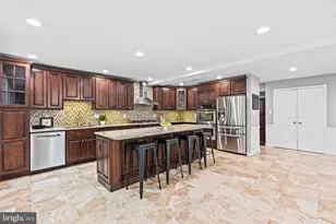 6836 Compton Heights Cir, Clifton, VA 20124 - Photo 14
