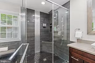 6836 Compton Heights Cir, Clifton, VA 20124 - Photo 30