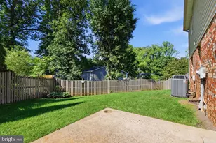 9385 Saddlemount Ct, Springfield, VA 22153 - Photo 48
