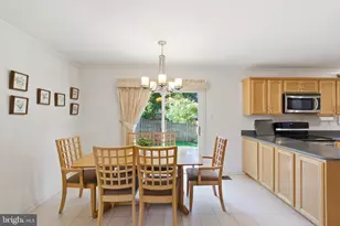 9385 Saddlemount Ct, Springfield, VA 22153 - Photo 20