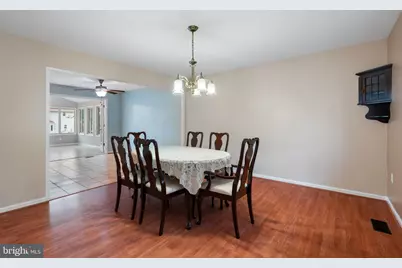 4084 Braxton Road, Chantilly, VA 20151 - Photo 12