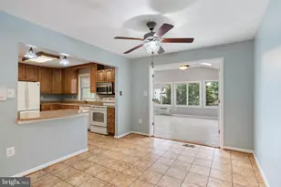4084 Braxton Rd, Chantilly, VA 20151 - Photo 8